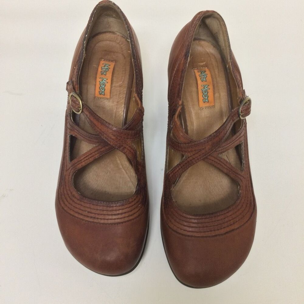 Miz Mooz brown leather Mary Jane heels 38 (7.5)